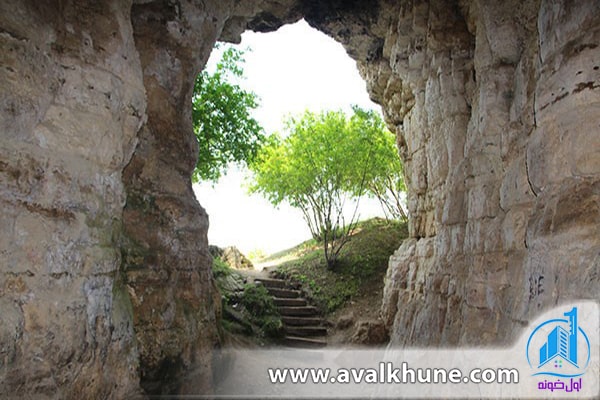 غار باستانی هوتو کمربند