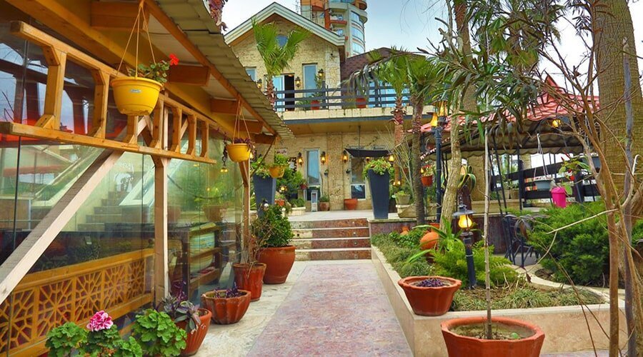 4 نمونه از بهترین رستوران‌های محمودآباد  (1404)