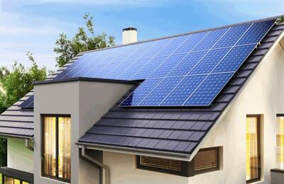 چگونه پنل‌های خورشیدی به طراحی پایدار و سبز ویلا کمک می‌کنند؟