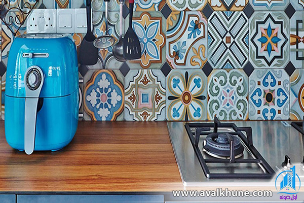 Peranakan backsplash