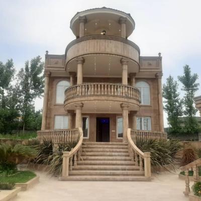خرید ویلا تریبلکس با حیاط بزرگ