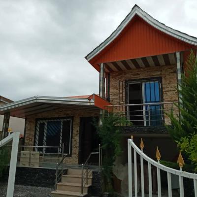 ویلا نیم پیلوت نما سنگ آنتیک