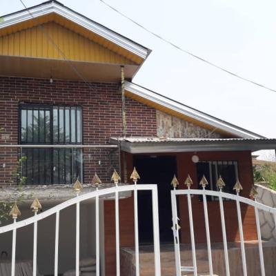 ویلا نیم پیلوت نما آجری