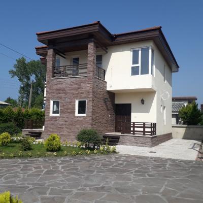 ویلا دوبلکس کنار جنگل