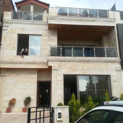 ویلا ساحلی تریبلکس استخردار شهرکی