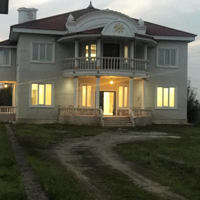 ویلا باغ لاکچری با سند تک برگ