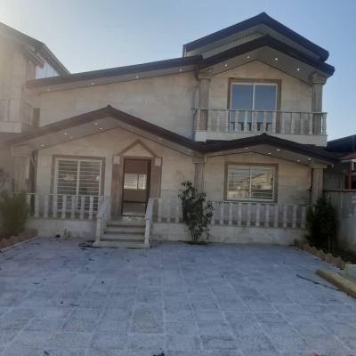 ویلا نوساز در منطقه جنگلی محمودآباد