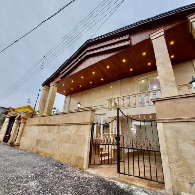 ویلا نیم پیلوت طرح دوبلکس استخردار