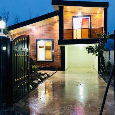 ویلا نیم پیلوت مدرن سند تک برگ