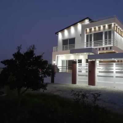 خرید ویلا مدرن فوق لاکچری