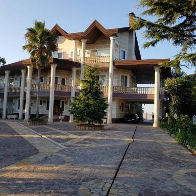 کاخ ویلا ساحلی لوکس فول امکانات