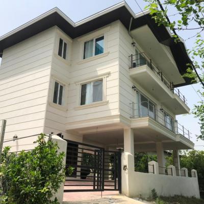 خرید ویلا تریبلکس سند دار با ویو عالی