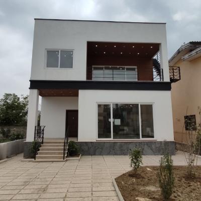 خرید ویلا مدرن چهار خواب