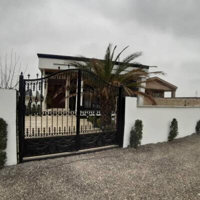 ویلا فلت شیک پلاک یک جنگل