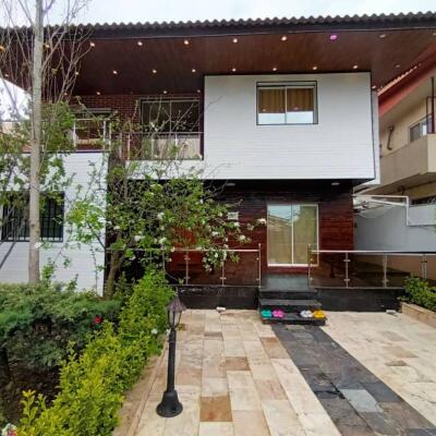 ویلا باغ دوبلکس با سند تکبرگ