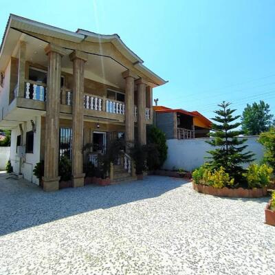 فروش ویلا دوبلکس نما کلاسیک