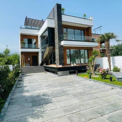 ویلا تریبلکس مدرن با ویو رویایی