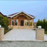 ویلا همکف نوساز استخردار