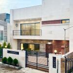 ویلا دوبلکس نما مدرن با سند تک برگ