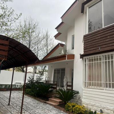 ویلا شهرکی مبله با ویوی جنگل و تله کابین