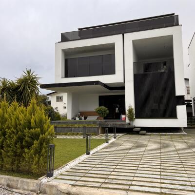 فروش ویلای مدرن در سیاهرود