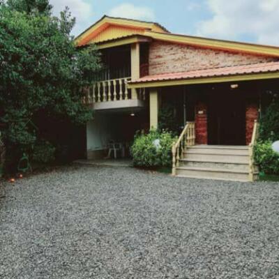 ویلا باغ نیم پیلوت شهرکی در کلوده