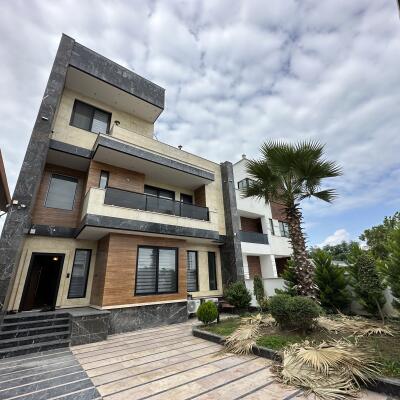 ویلا استخردار با ویوی دریاچه در سرخرود