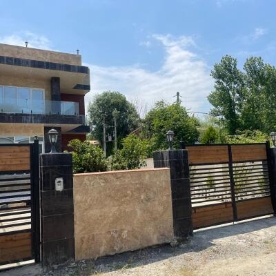 ویلای دوبلکس استخردار با روفگاردن