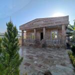 ویلا همکف حیاط دار نما سنگ شهرکی