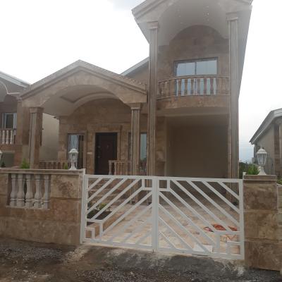 خرید ویلا نیم پیلوت جنگلی